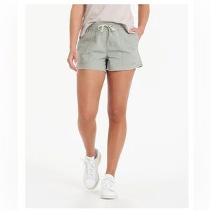 Vuori womens ripstop shorts